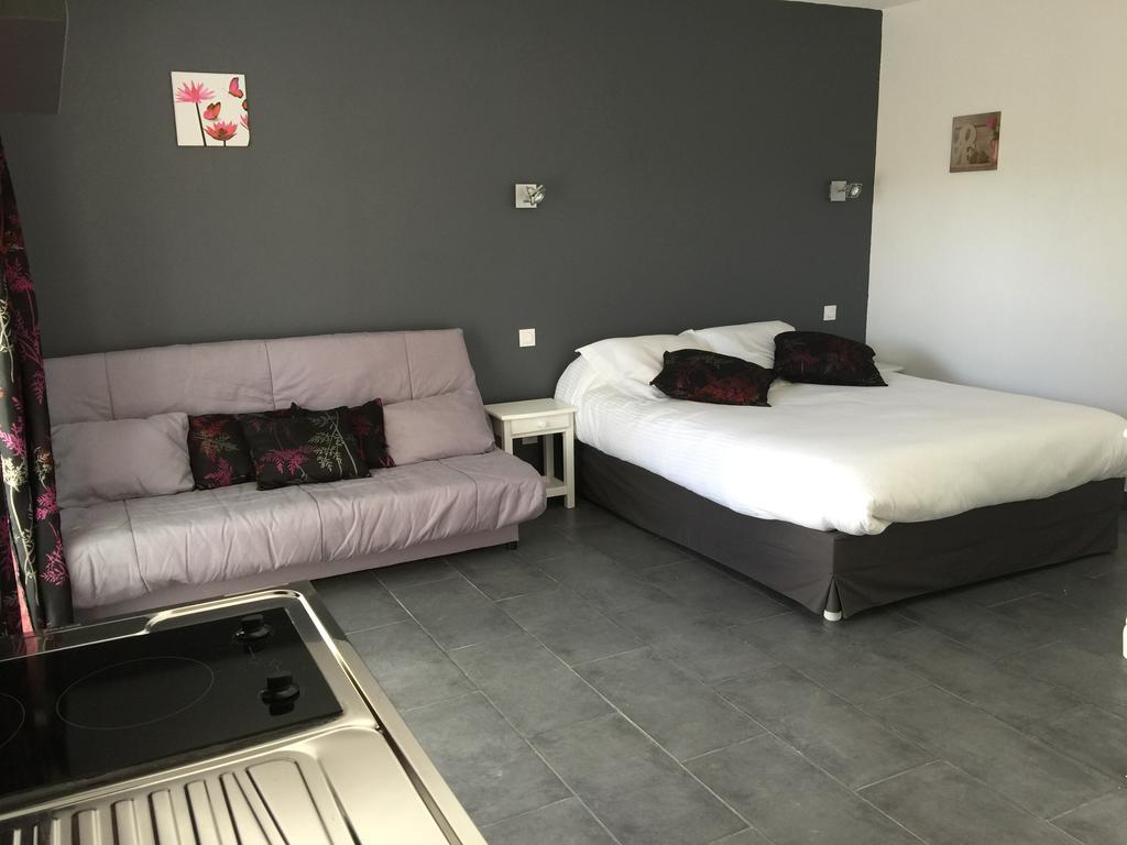 Chambres D'Hotes Le Mas Du Bijou Bleu Пюже-сюр-Аржан Экстерьер фото